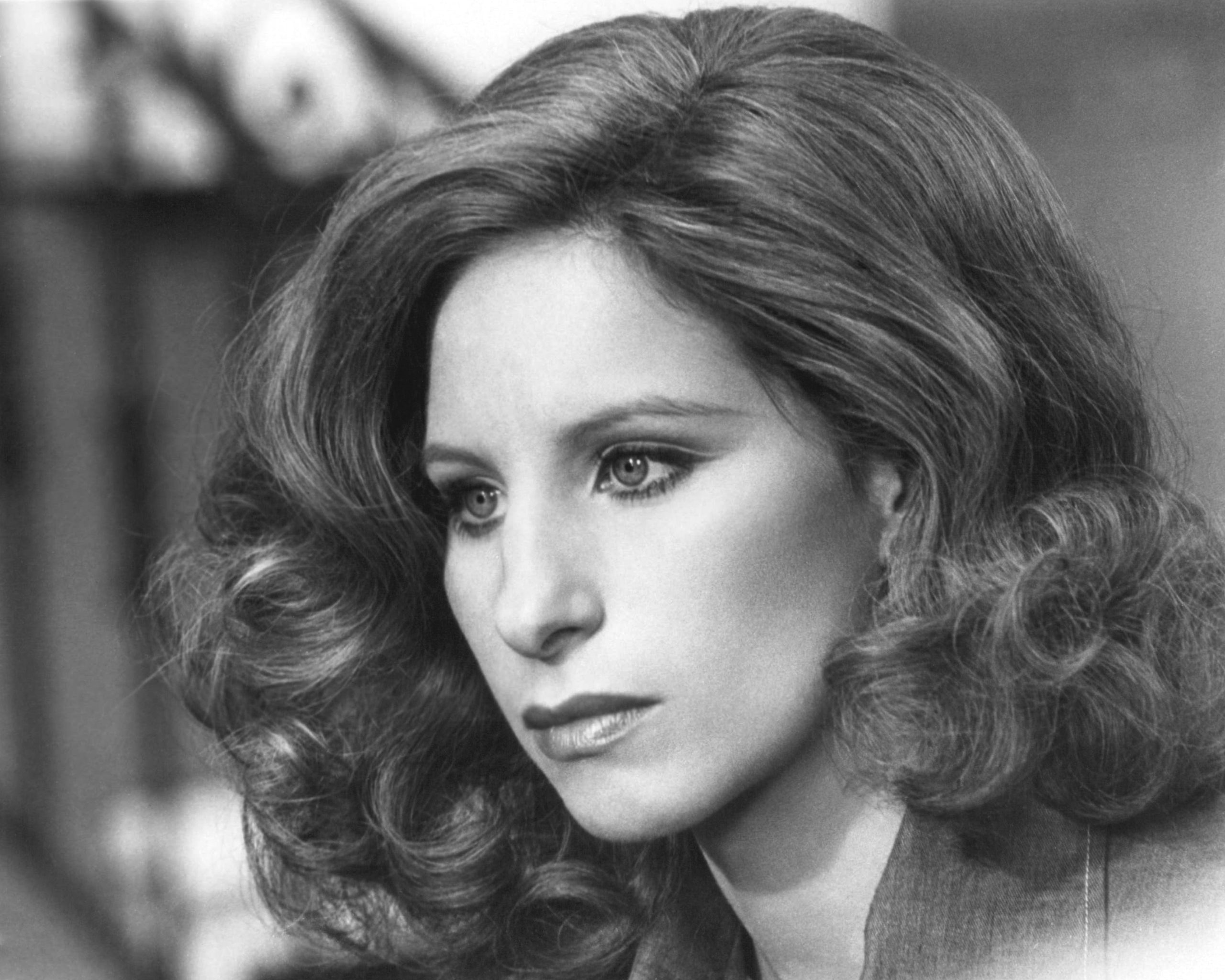 Barbra Streisand Cosmetic Surgery