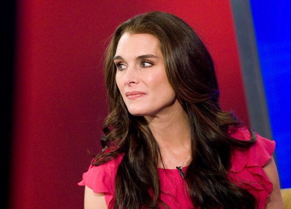 Brooke Shields: Battling Plastic Surgery Rumors with Timeless Authenticity